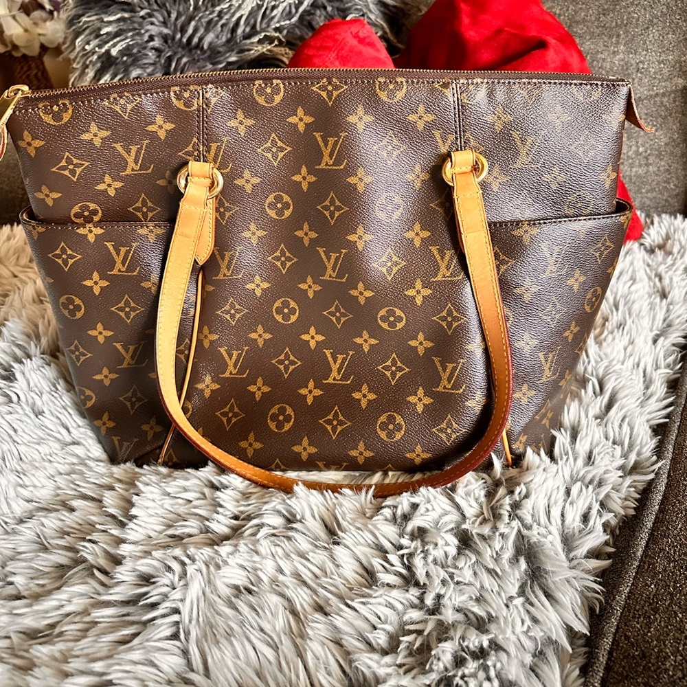 Louis Vuitton Totally MM